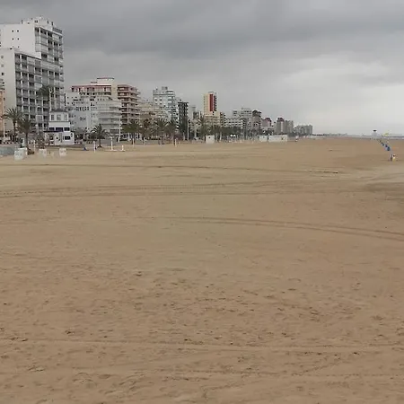 Lujosa Playa De Calipso